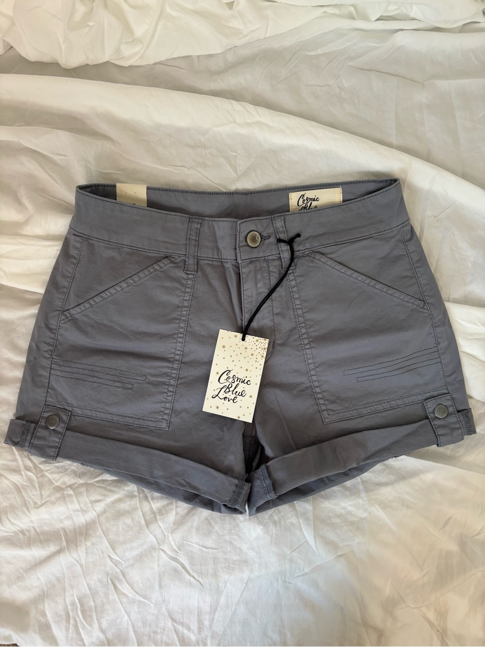 BNWT cosmic blue love bluish grey(dove) cargo style shorts size 25